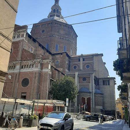 Mini House Centro Storico Duomo Di Pavia Villa Ngoại thất bức ảnh